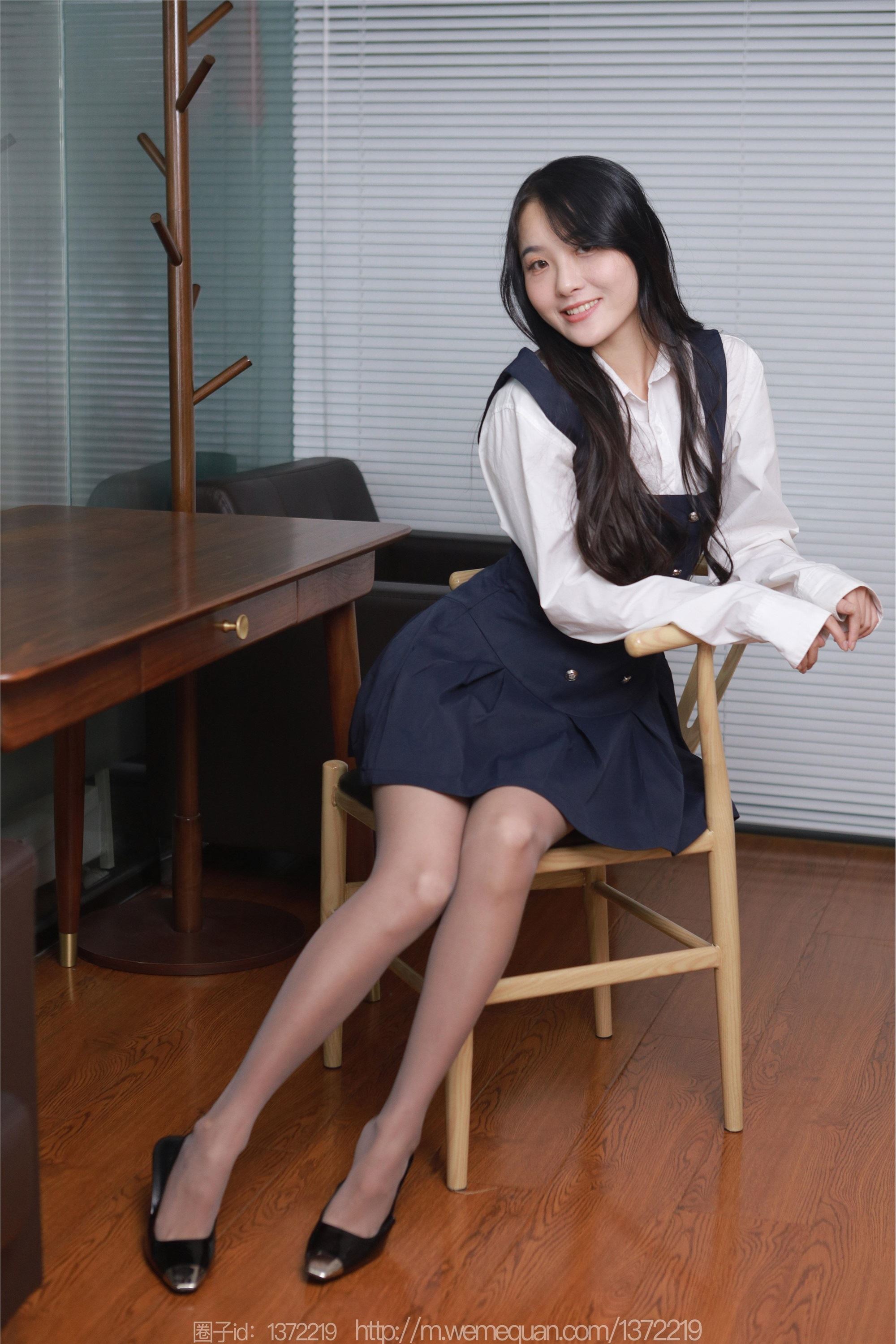 IESS异思趣向  2023.01.02 丝享家 1317 婉萍《学苑短裙》